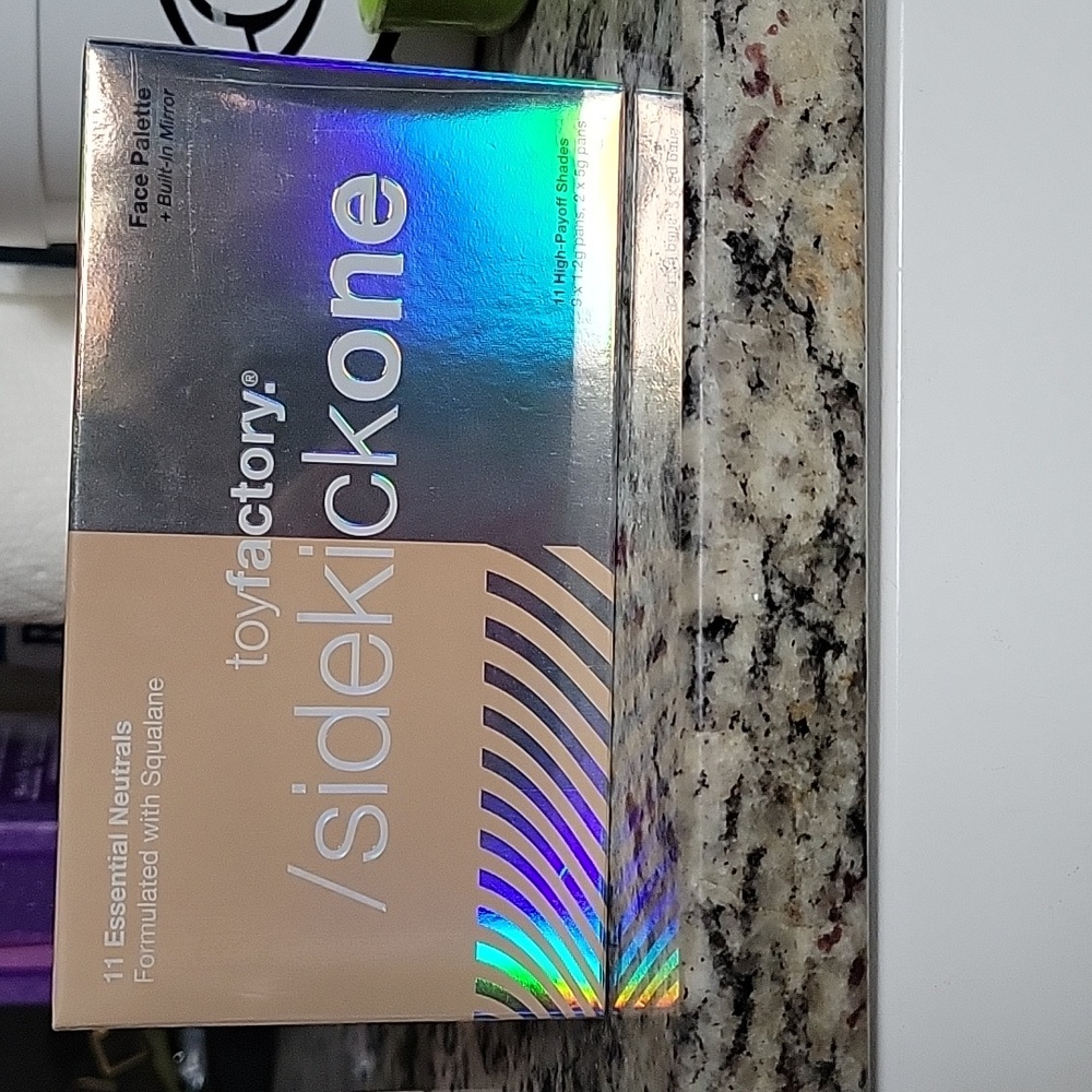 Toyfactor The Sidekick One Palette